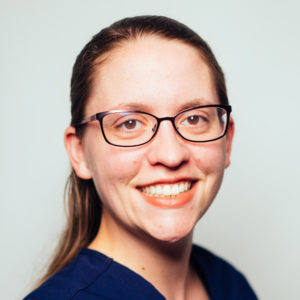 jennifer-gleason-moves-veterinary-internal-medicine-new-hampshire Portrait of Jennifer Gleason, veterinary technician to Dr. Faith Buckley