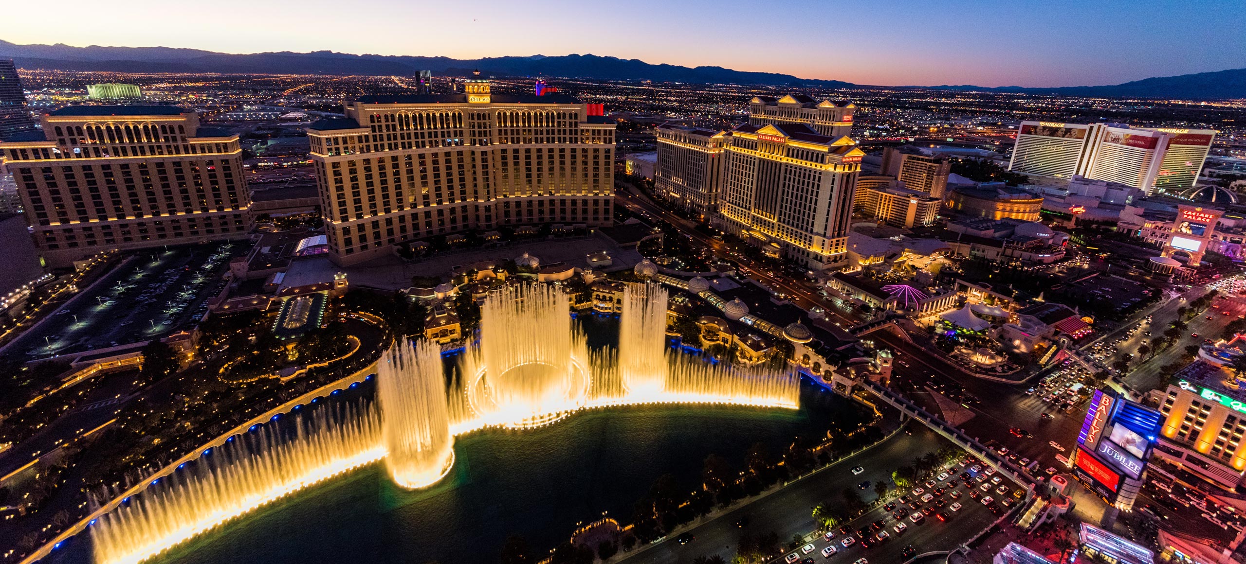 Dusk photograph of the city of Las Vegas, NV, home of MOVES Mobile Veterinary Specialists surgeon Dr. Ronald Oslen