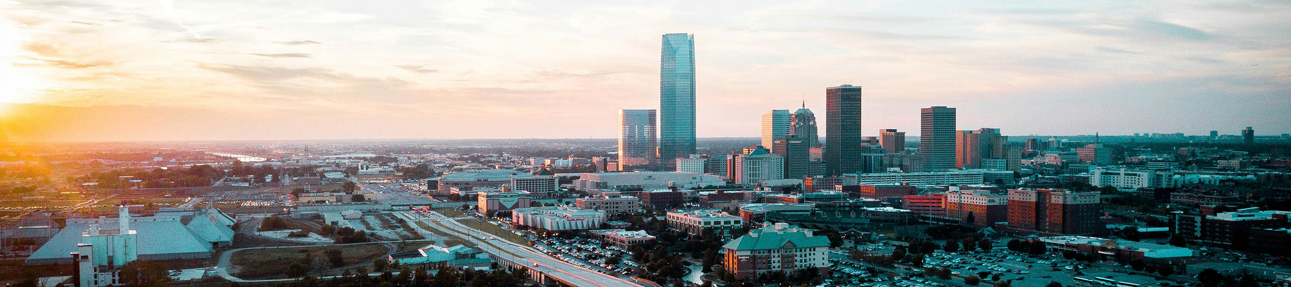 Panoramic photo of the skyline of Oklahoma City, home to MOVES mobile veterinary specialists.