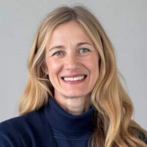 erin-arnold-mobile-veterinary-specialists-castle-rock-co-oncologist- Dr. Erin Arnold, DVM, MS, DACVIM (Oncology), mobile veterinary oncologist serving Colorado’s Front Range